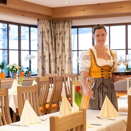 Naturhotel Reissenlehen 4* Bischofswiesen
