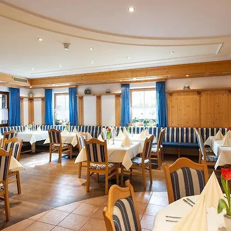 Naturhotel Reissenlehen 4*