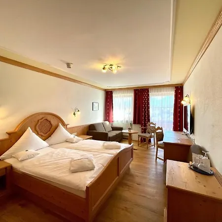 Naturhotel Reissenlehen 4*