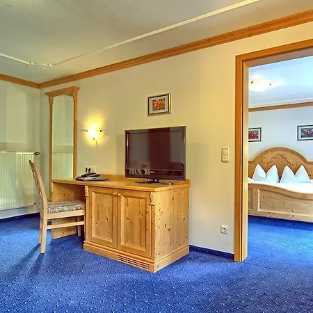 Naturhotel Reissenlehen 4*