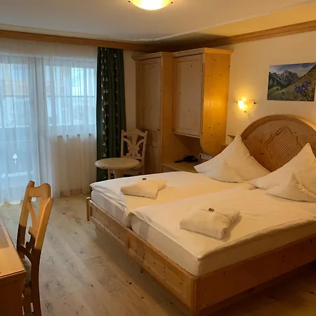 Naturhotel Reissenlehen Hotel