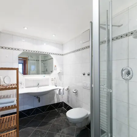 Naturhotel Reissenlehen 4*